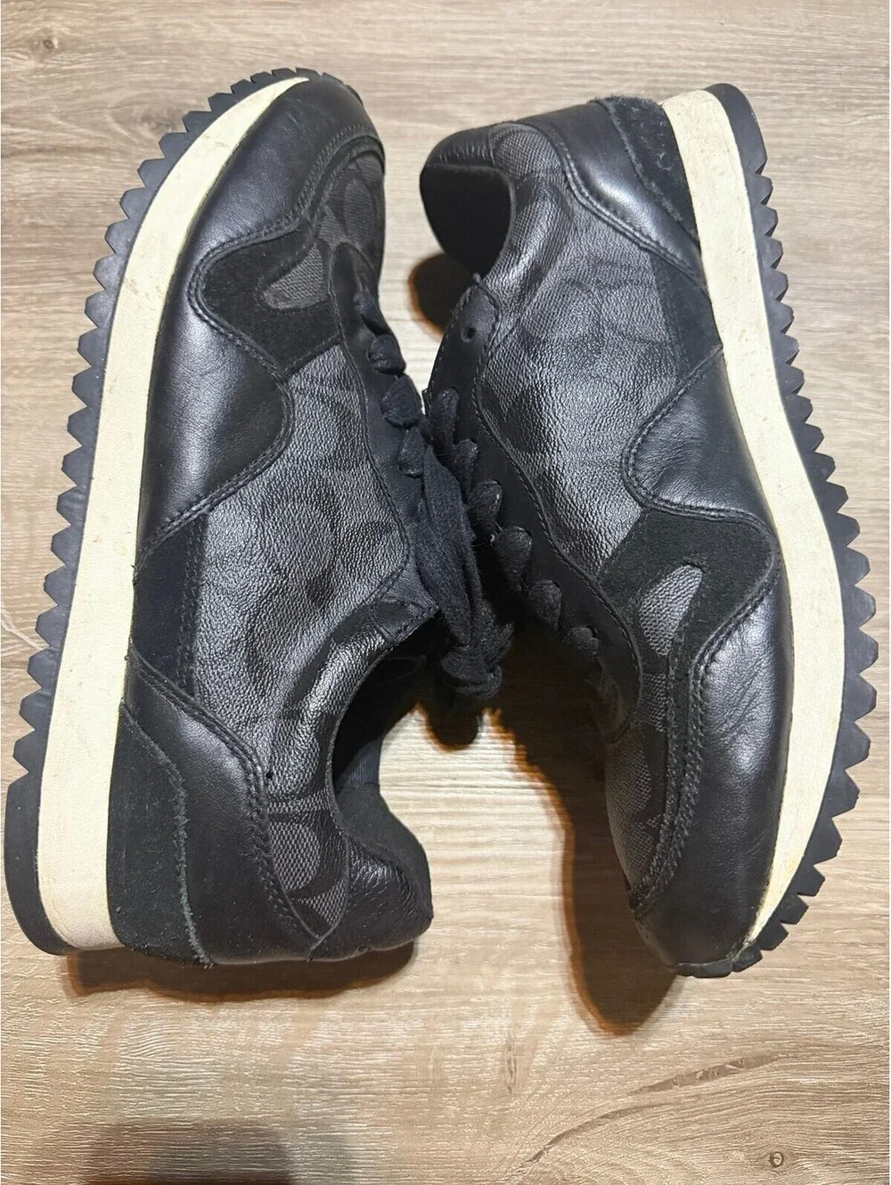 Coach Carter elite running SHOES E17107 HIGH FASHION STYLE SZ 9 MEN LEATHER